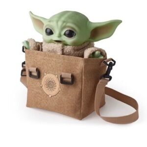 Star Wars The Mandalorian Grogu Plush Set Sounds & Carrier (11-inch)